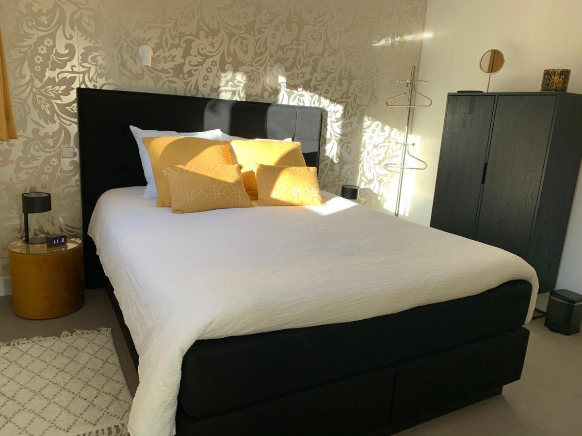 Bed And Breakfast 013 Тилбург Екстериор снимка
